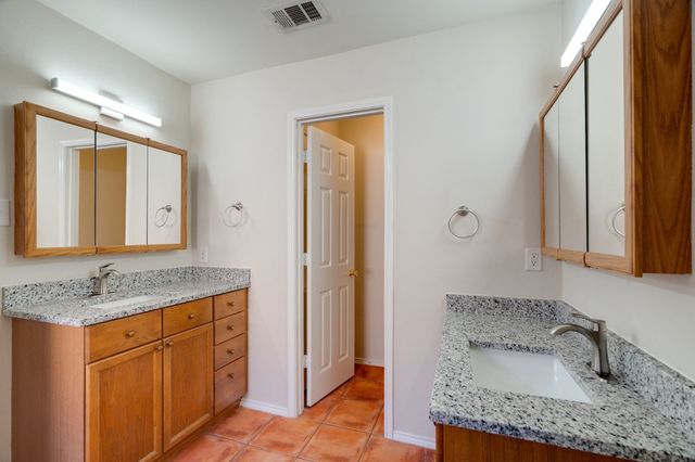 4700 Saint Thomas Place, Fort Worth, TX 76135