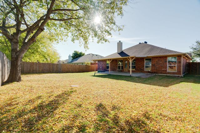 4700 Saint Thomas Place, Fort Worth, TX 76135