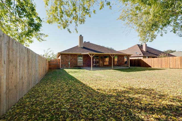 4700 Saint Thomas Place, Fort Worth, TX 76135