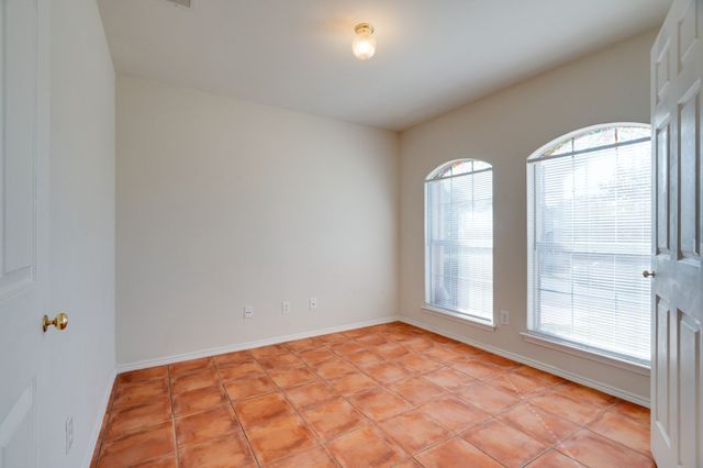 4700 Saint Thomas Place, Fort Worth, TX 76135