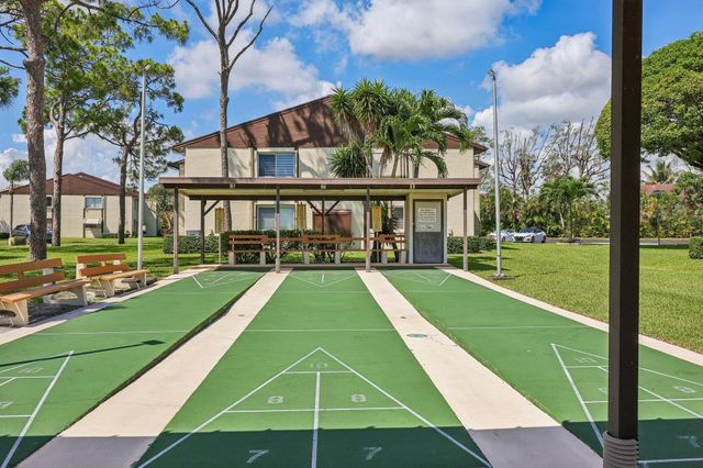 5773 La Paseos Drive D-2, Greenacres, FL 33463