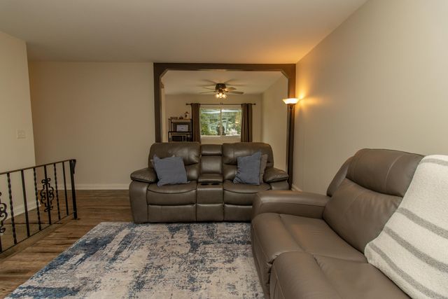 257 Navajo Trail, Lowell, IN 46356