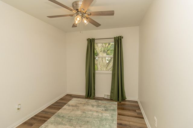 257 Navajo Trail, Lowell, IN 46356