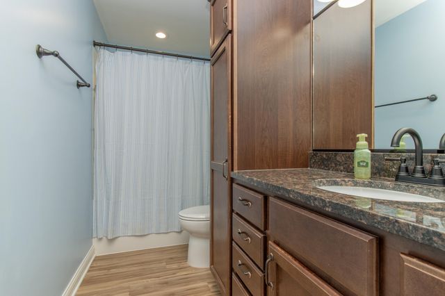 257 Navajo Trail, Lowell, IN 46356