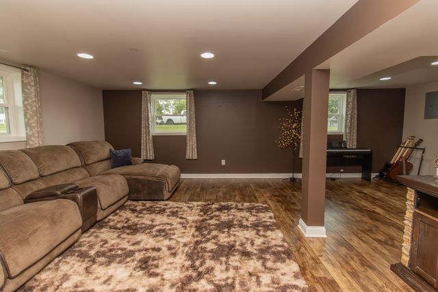 257 Navajo Trail, Lowell, IN 46356