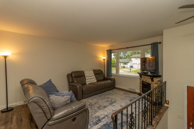 257 Navajo Trail, Lowell, IN 46356