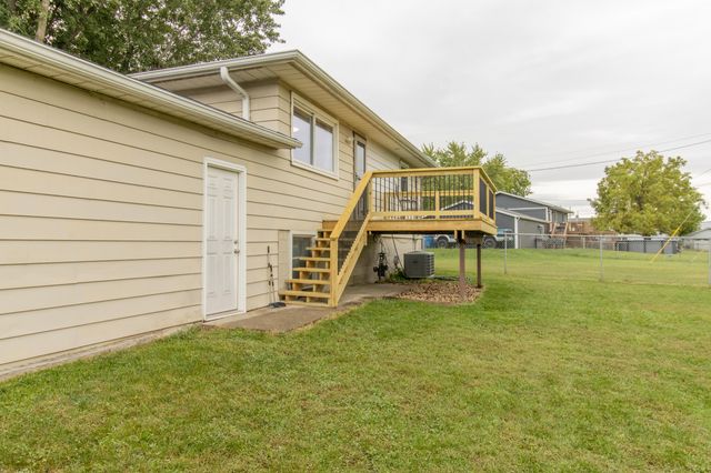 257 Navajo Trail, Lowell, IN 46356