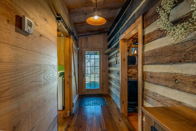 6102 Jennings Creek RD, Buchanan, VA 24066