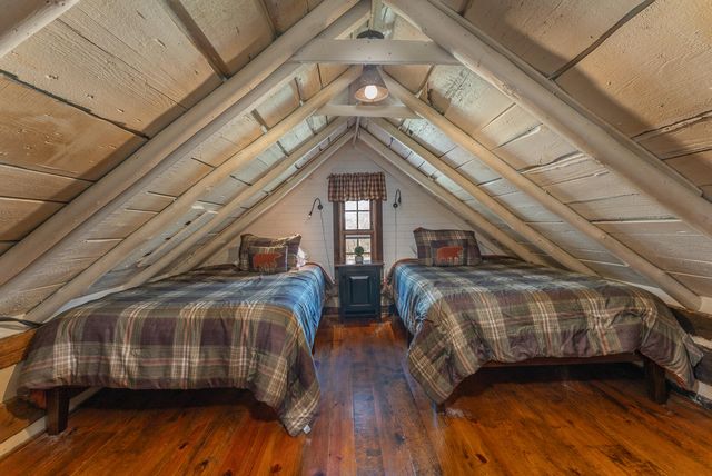 6102 Jennings Creek RD, Buchanan, VA 24066