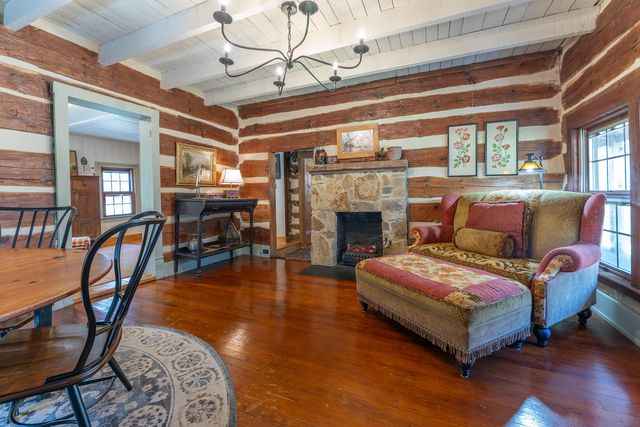 6102 Jennings Creek RD, Buchanan, VA 24066