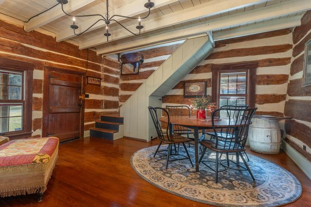 6102 Jennings Creek RD, Buchanan, VA 24066