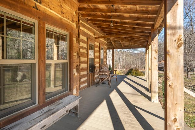 6102 Jennings Creek RD, Buchanan, VA 24066