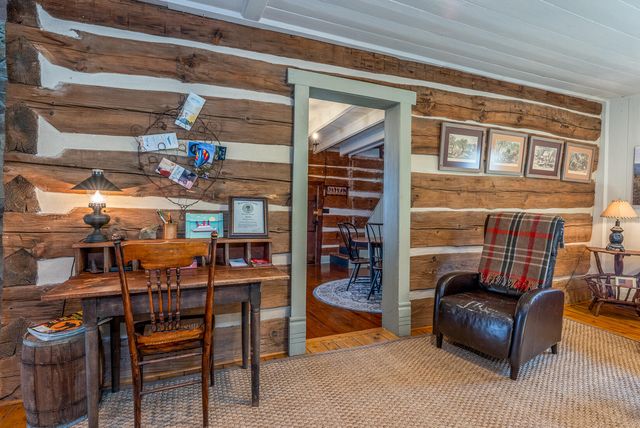 6102 Jennings Creek RD, Buchanan, VA 24066