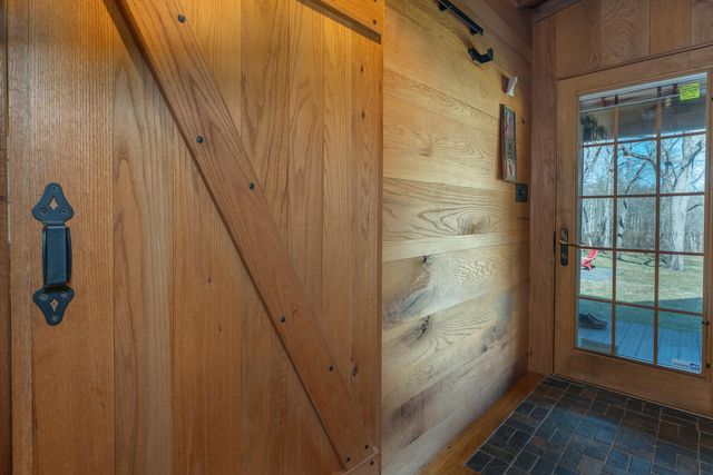 6102 Jennings Creek RD, Buchanan, VA 24066