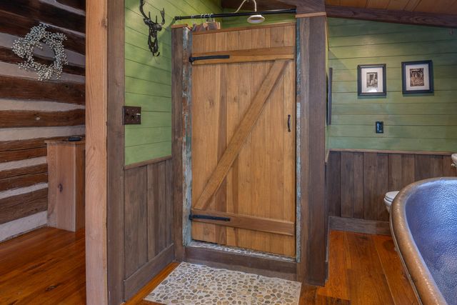 6102 Jennings Creek RD, Buchanan, VA 24066