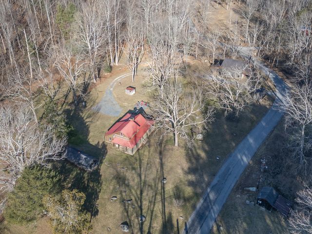 6102 Jennings Creek RD, Buchanan, VA 24066