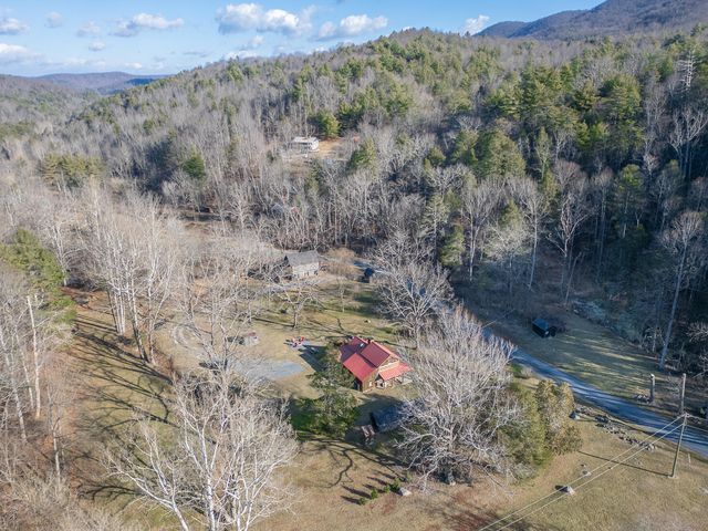 6102 Jennings Creek RD, Buchanan, VA 24066