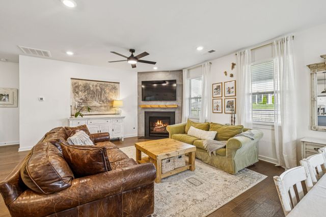799 Ewell Farm Dr, Spring Hill, TN 37174