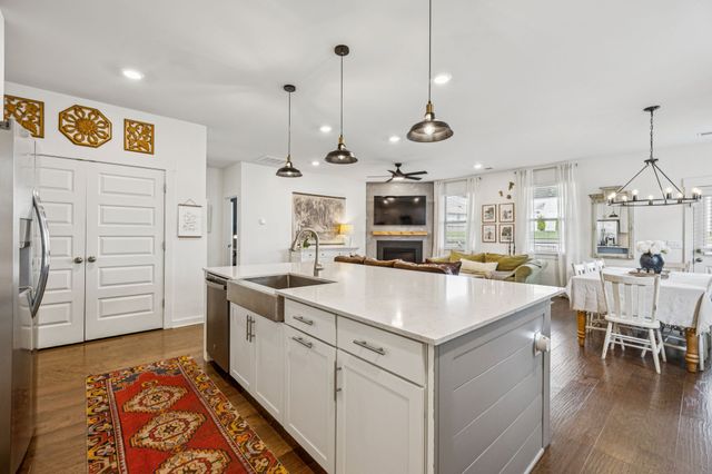 799 Ewell Farm Dr, Spring Hill, TN 37174