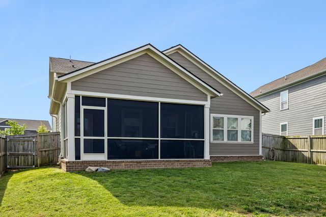 799 Ewell Farm Dr, Spring Hill, TN 37174