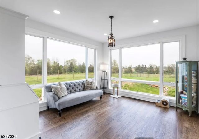 134 Hillsborough Rd, Hillsborough Twp., NJ 08844