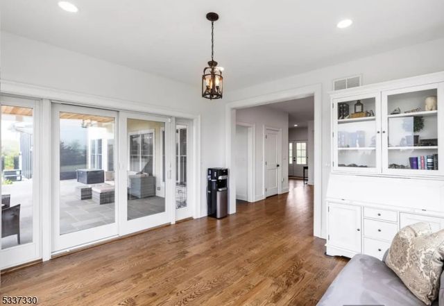 134 Hillsborough Rd, Hillsborough Twp., NJ 08844