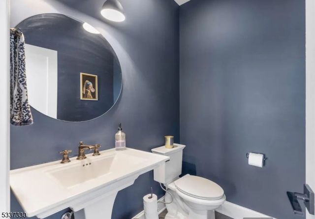 134 Hillsborough Rd, Hillsborough Twp., NJ 08844