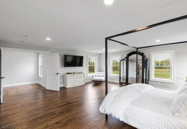 134 Hillsborough Rd, Hillsborough Twp., NJ 08844