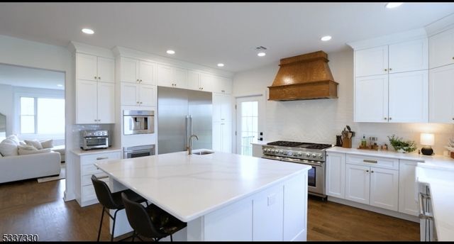 134 Hillsborough Rd, Hillsborough Twp., NJ 08844