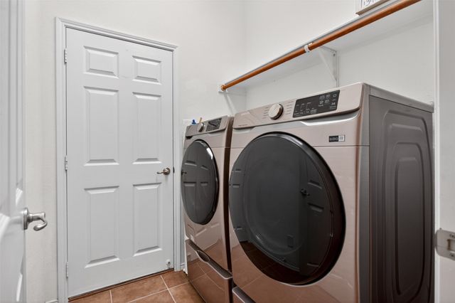 1015 Kimbro Drive, Forney, TX 75126