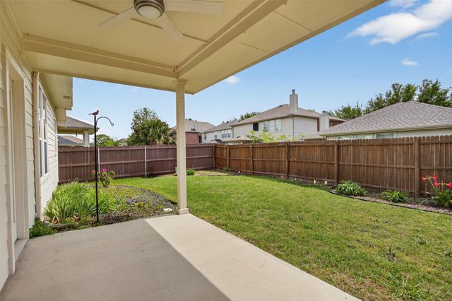 1015 Kimbro Drive, Forney, TX 75126