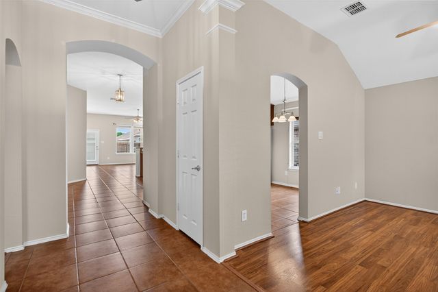 1015 Kimbro Drive, Forney, TX 75126