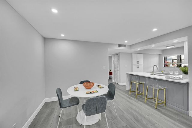 15251 Lakes Of Delray Boulevard 335, Delray Beach, FL 33484