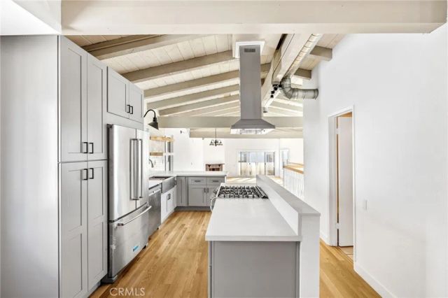 959 2nd, Hermosa Beach, CA 90254