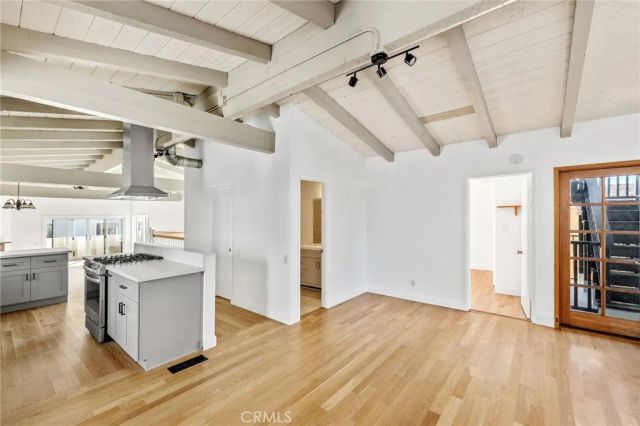 959 2nd, Hermosa Beach, CA 90254