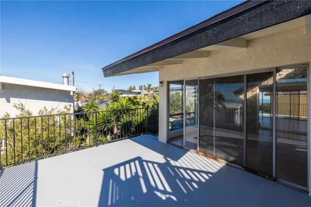 959 2nd, Hermosa Beach, CA 90254