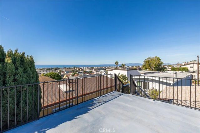 959 2nd, Hermosa Beach, CA 90254