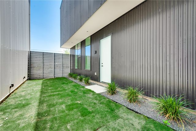 1504 Burlew Street 4, Dallas, TX 75204