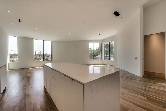 1504 Burlew Street 4, Dallas, TX 75204