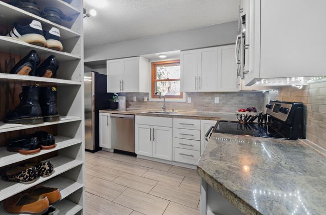 2513 Blomquist Avenue, White Bear Lake, MN 55110