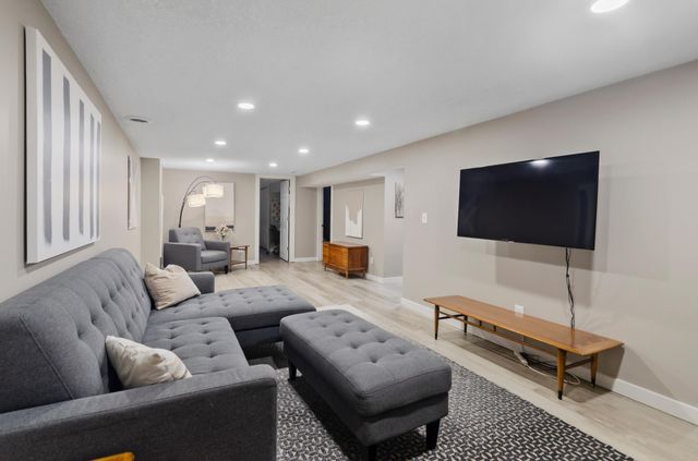 2513 Blomquist Avenue, White Bear Lake, MN 55110