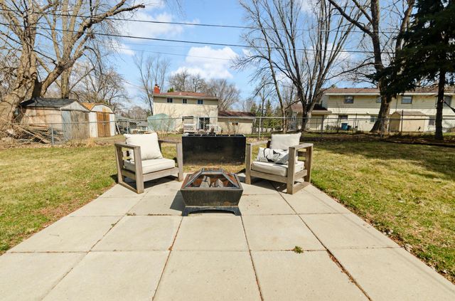 2513 Blomquist Avenue, White Bear Lake, MN 55110