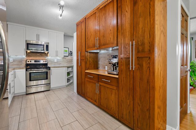 2513 Blomquist Avenue, White Bear Lake, MN 55110