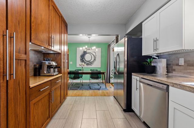 2513 Blomquist Avenue, White Bear Lake, MN 55110