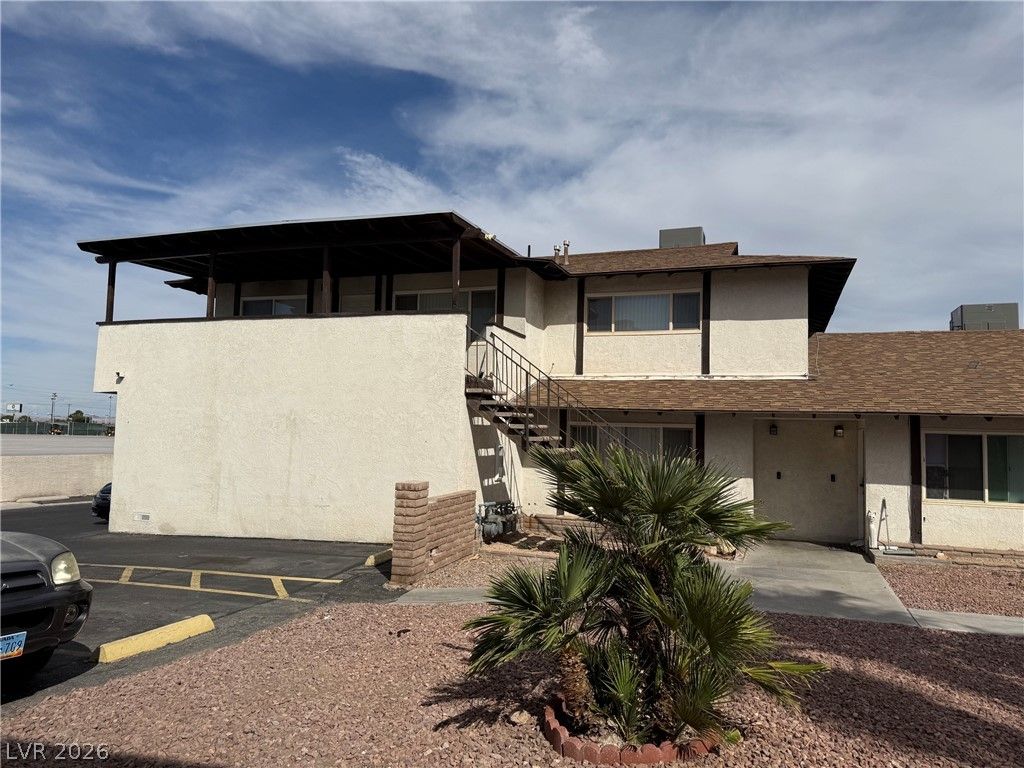 2876 Klinger Circle, Las Vegas, NV 89121 — photo 4