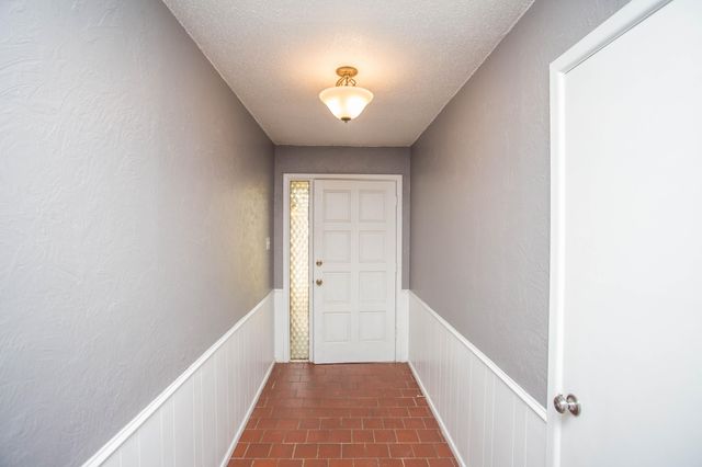 1407 Elkhart Avenue, Lubbock, TX 79416