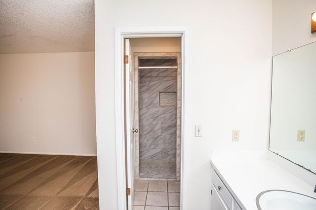 1407 Elkhart Avenue, Lubbock, TX 79416