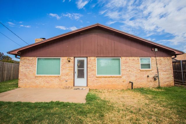 1407 Elkhart Avenue, Lubbock, TX 79416