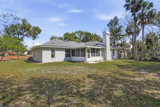 624 W EUCLID AVENUE, Deland, FL 32720