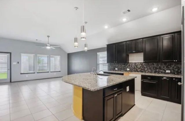4802 Cedar Butte Lane, Rosharon, TX 77578